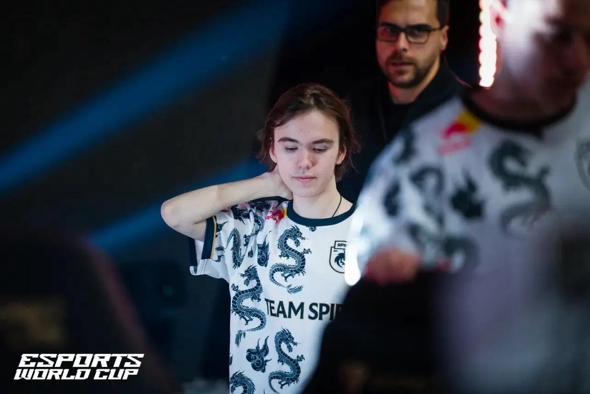 LPL春季总决赛贵宾尊享套餐售价11888和8888